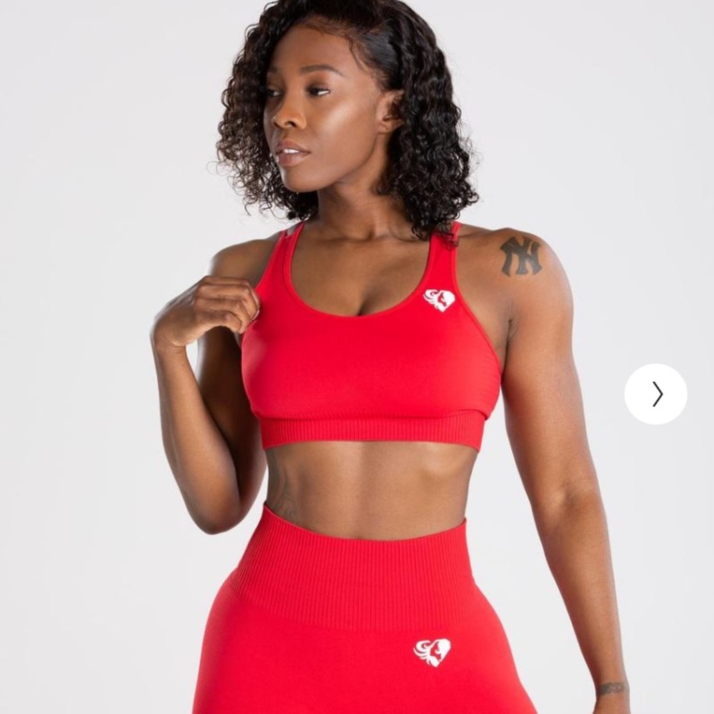 Women’s Best Red Power Seamless Sports Bra